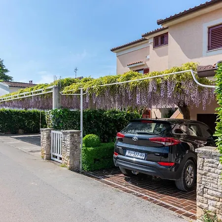 Apartamento With Parking Space - 7657 Medulin